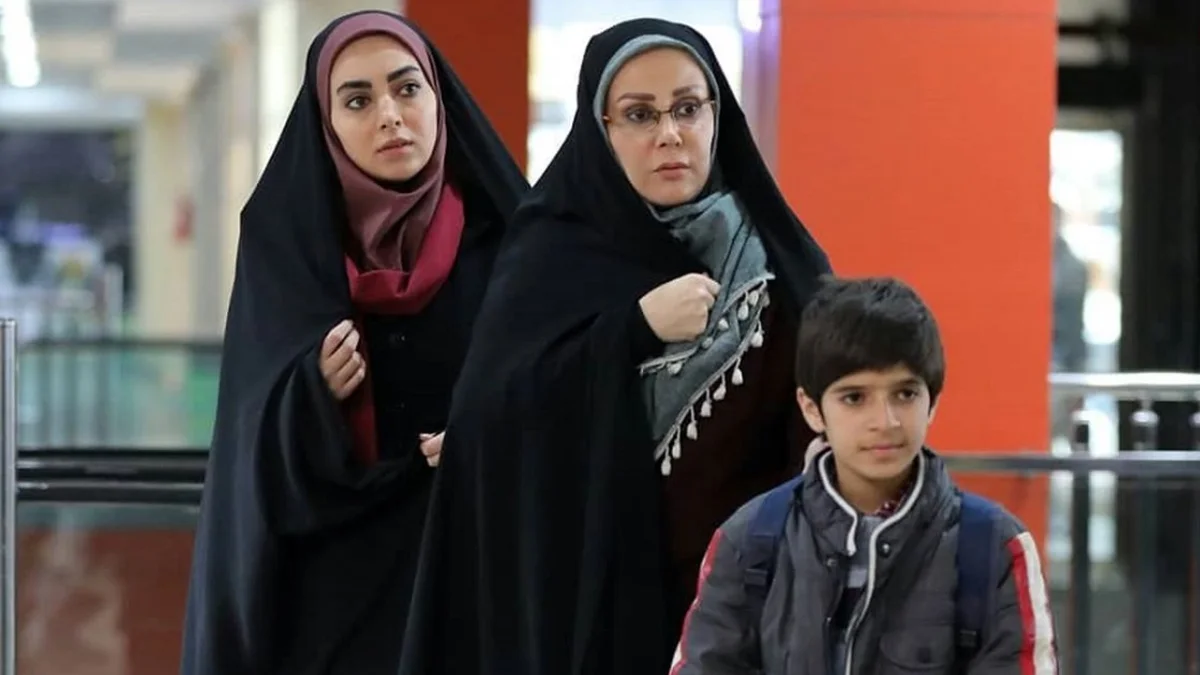 سفر گیلان مرضیه با بازی مهشید جوادی در بچه مهندس