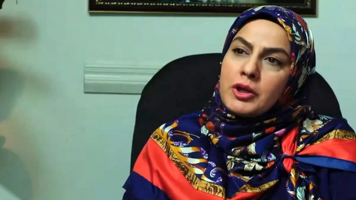 عکس جالب «نسیم جفرودی» سریال بچه مهندس 3 در حال گلف بازی کردن با دخترش