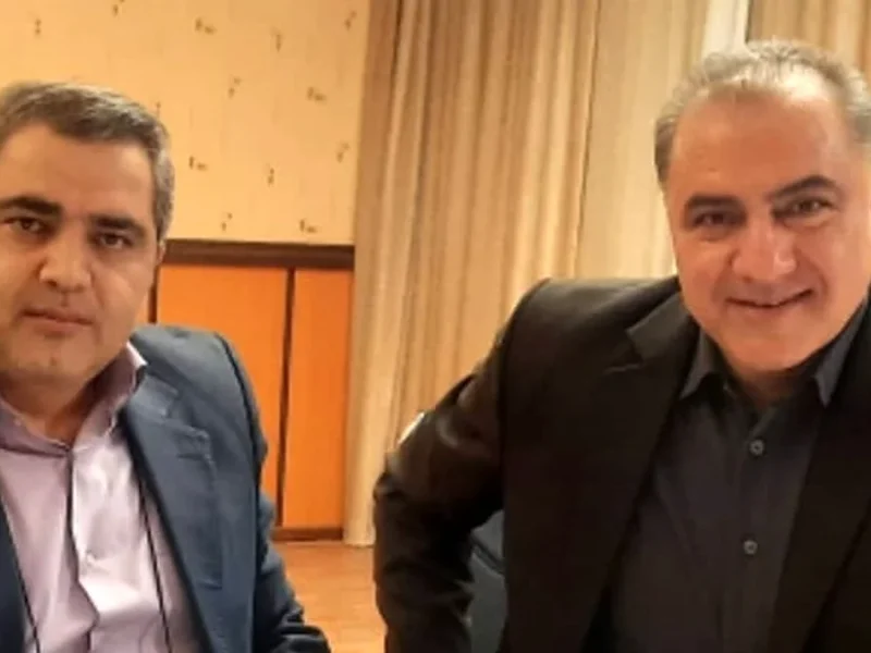 تصویر روز | عکس قدیمی دکتر توفیقی و دکتر مهرپرور بچه مهندس در سالن تئاتر عکس قدیمی دکتر توفیقی و دکتر مهرپرور بچه مهندس در سالن تئاتر