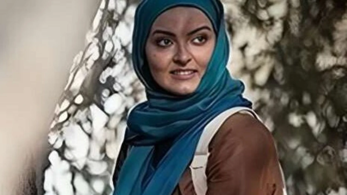 تصویر روز | استایل شیک وتماشایی «بیتا» در سریال آوای باران استایل شیک وتماشایی «بیتا» در سریال آوای باران