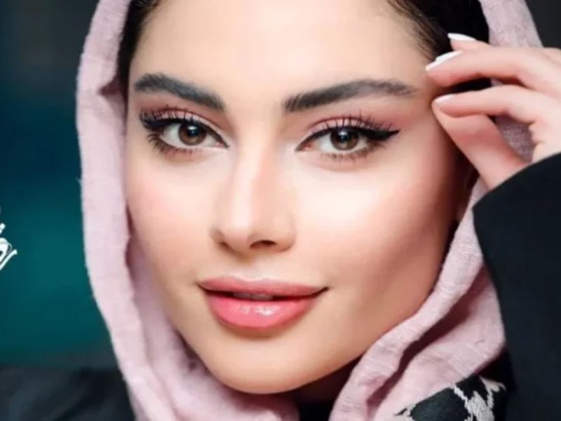 شوخی بامزه ترلان پروانه با فیس خود
