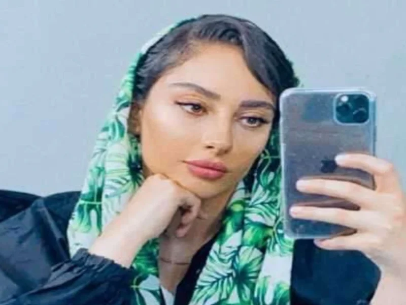 استایل جدید ترلان پروانه بازیگر فیلم «گربه سیاه » با یک ست آبی زیبا