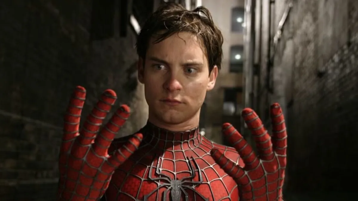 لباس توبی مگوایر در فیلم Spider-Man 2 فروخته شد