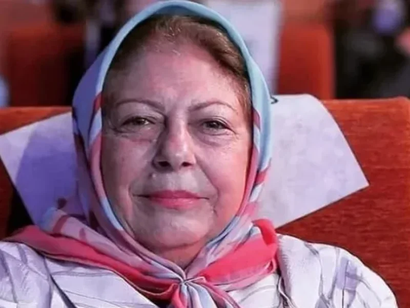 تصویر روز | عکسهای منحصر به فرد و عاشقانه از ثریا قاسمی و مادرش دهه شصت 7 عکسهای منحصر به فرد و عاشقانه از ثریا قاسمی و مادرش دهه شصت