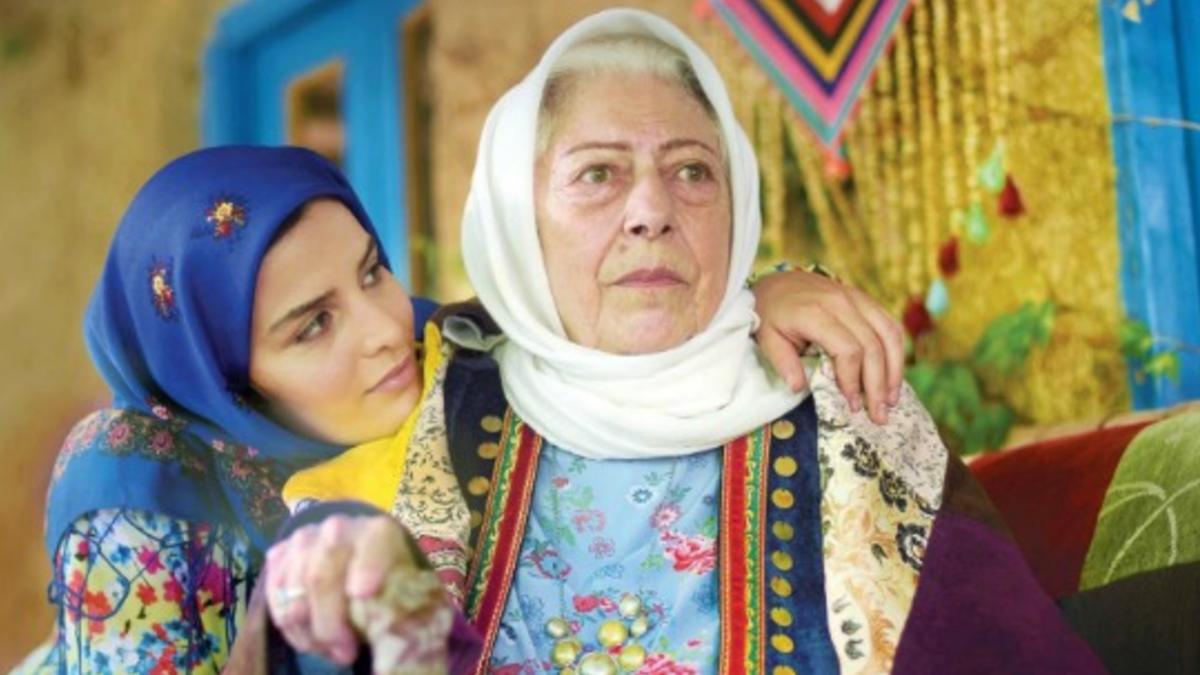 چهره روز | عکس ماندگار ثریا قاسمی و علی مرادی مادربزرگ سوجان و قربان 1 ثریا قاسمی 2