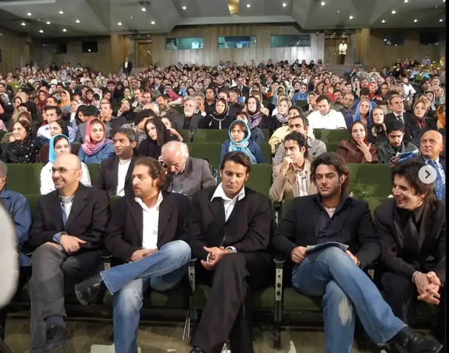 خبر روز | خاطره قدیمی محمدرضا گلزار و امین حیایی در جشن حافظ سال 1384 3 جشن حافظ
