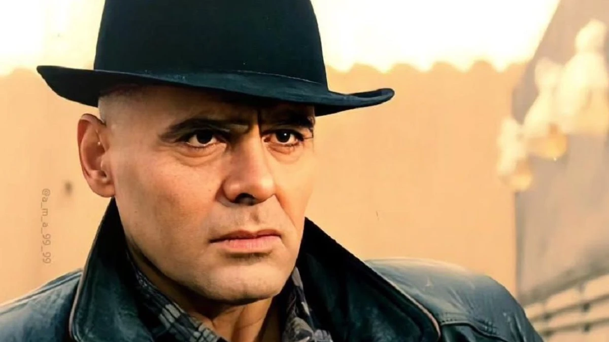 عکس «جمشید هاشم پور‌» در پشت صحنه فیلم قافله