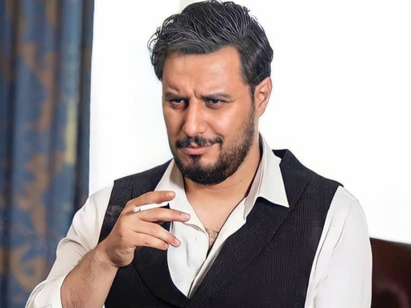 تبریک تولد هنرمندان به جواد عزتی
