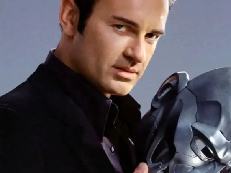 جولین مک‌مان، بازیگر دکتر دوم در فیلم‌های Fantastic Four دار فانی را وداع گفت