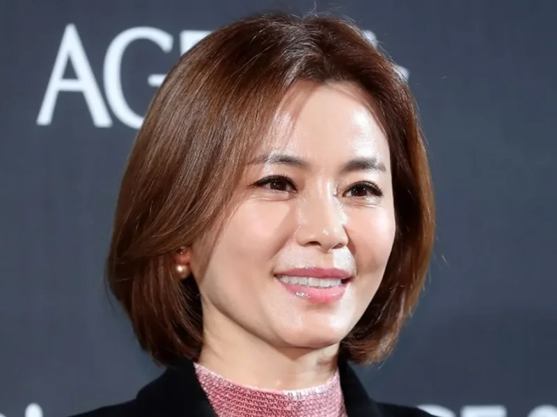 خبر روز | عکس «مادر تسو» سریال جومونگ در 19 سالگی در مراسم عروسیاش عکس «مادر تسو» سریال جومونگ در 19 سالگی در مراسم عروسیاش