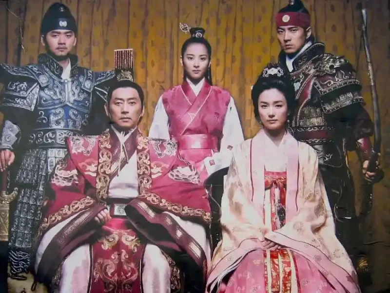 عکس یادگاری بازیگران دربار «گوگوریو» در پشت صحنه سریال جومونگ