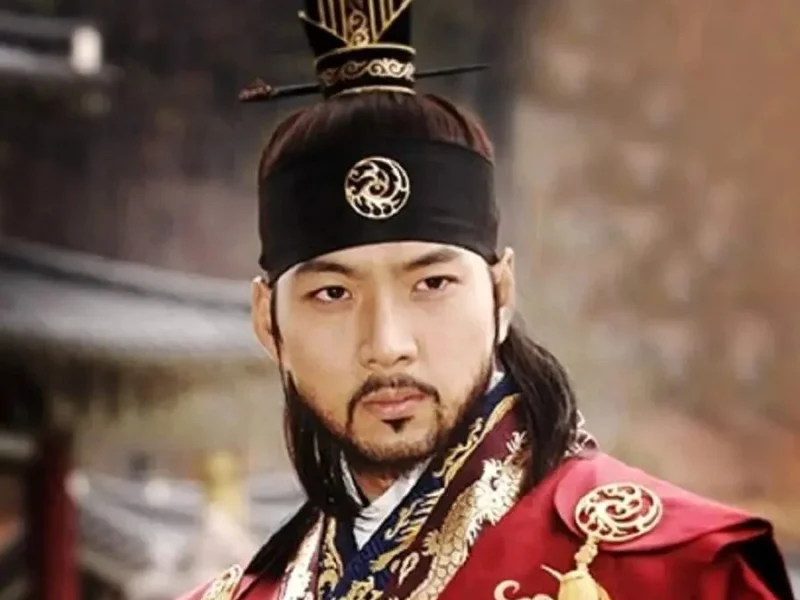 عکس شکسته و پیر، بازیگر نقش جومونگ