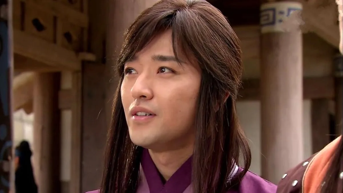 عکس یادگاری مدیر سایونگ و یوری در پشت‌صحنه سریال جومونگ