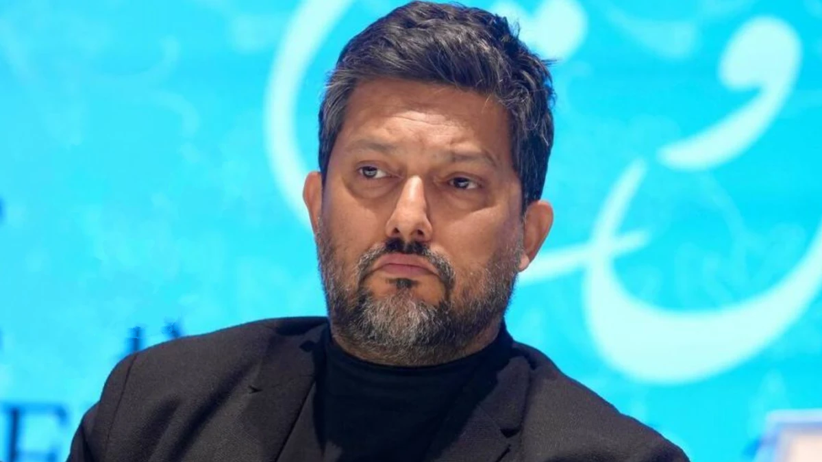 چهره خندان حامد بهداد و برادرش در یک دورهمی خانوادگی