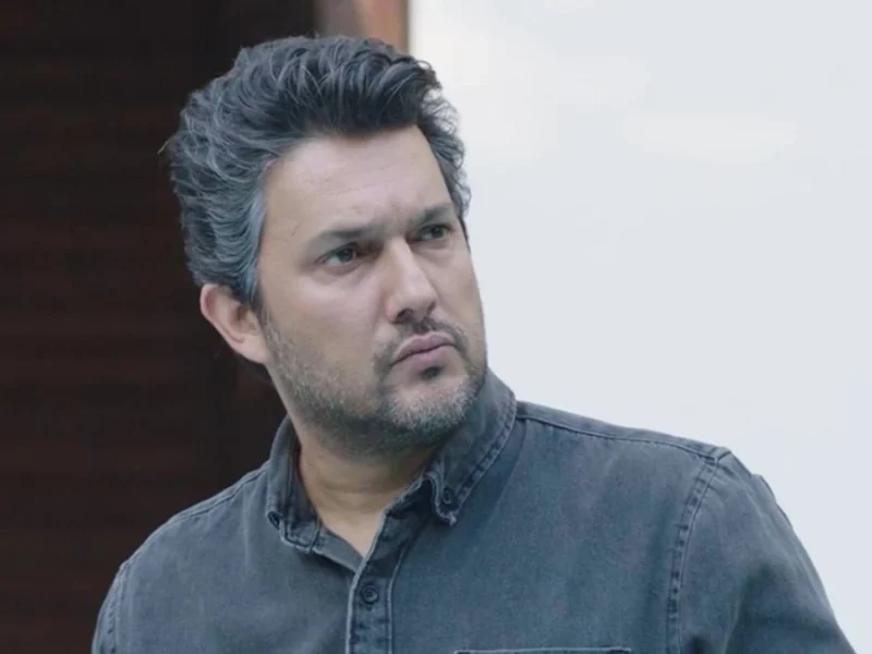 بلاخره حامد بهداد از مادر جذاب و باکلاسش رونمایی کرد