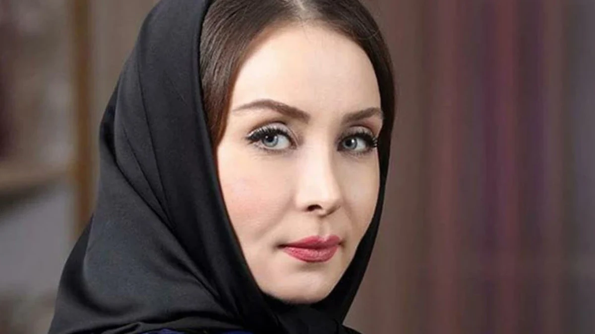 تصویری از حدیث فولادوند با خنده ای از ته دل