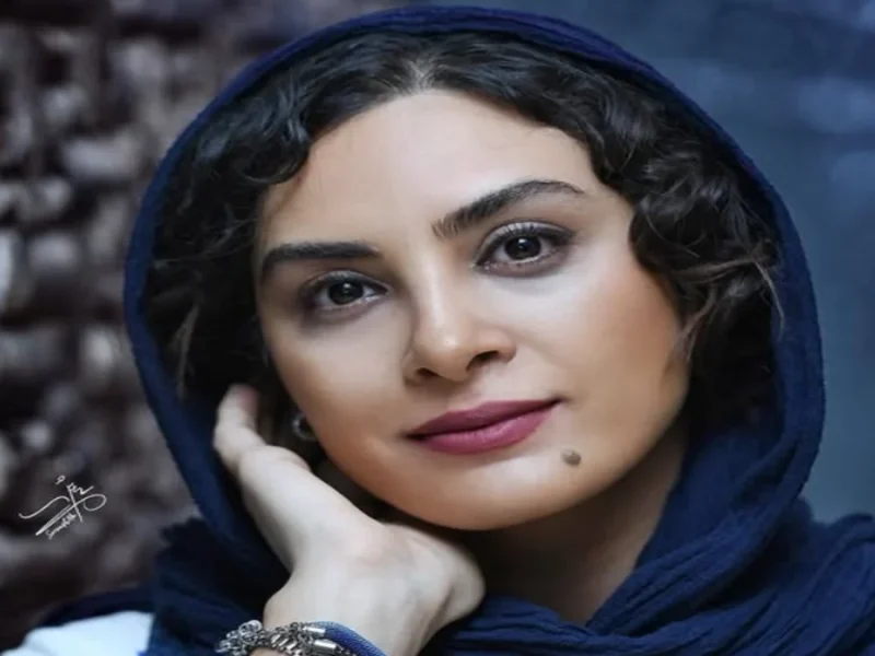 رونمایی «حدیثه تهرانی» از همسرش در اکران مردمی فیلم کارزار