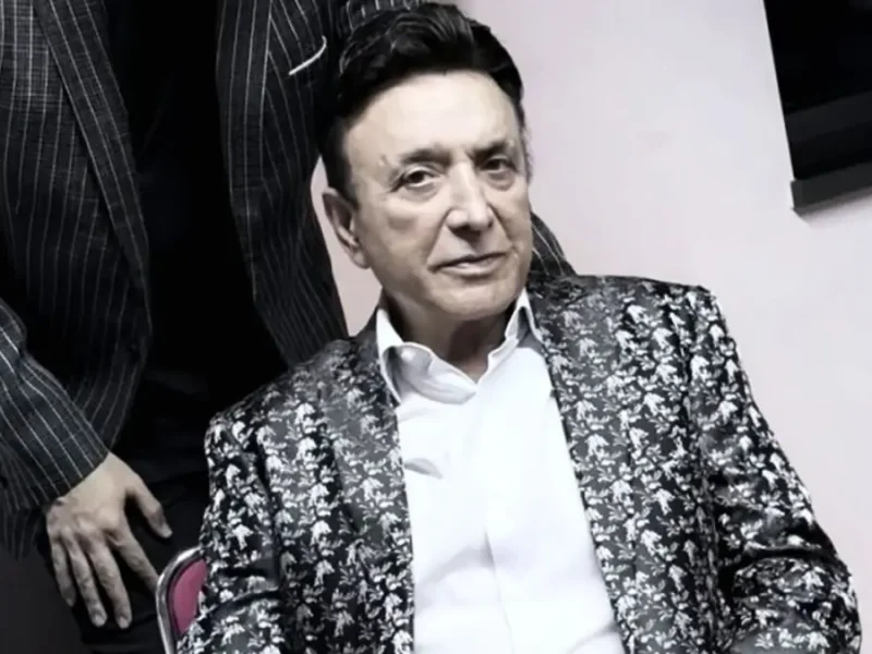 عکس «حسن شماعی‌زاده» در کنار فرزندانش افشین و عقیق دهه 50