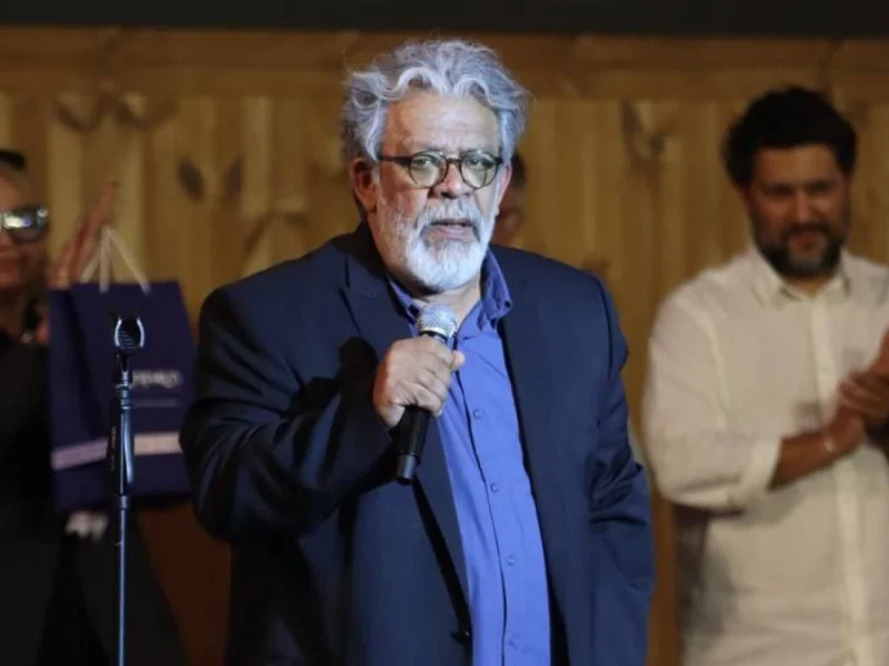 خبر روز | تصویری دیدهنشده و خاص از چهره جوانی حسن پورشیرازی بازیگر پیر پسر تصویری دیدهنشده و خاص از چهره جوانی حسن پورشیرازی بازیگر پیر پسر