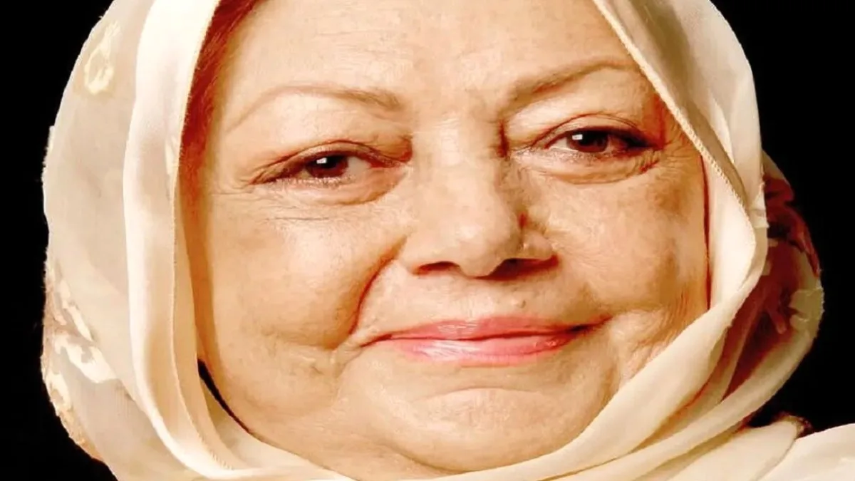 عکس از خنده فراموش نشدنی حمیده خیرآبادی در سال 1351