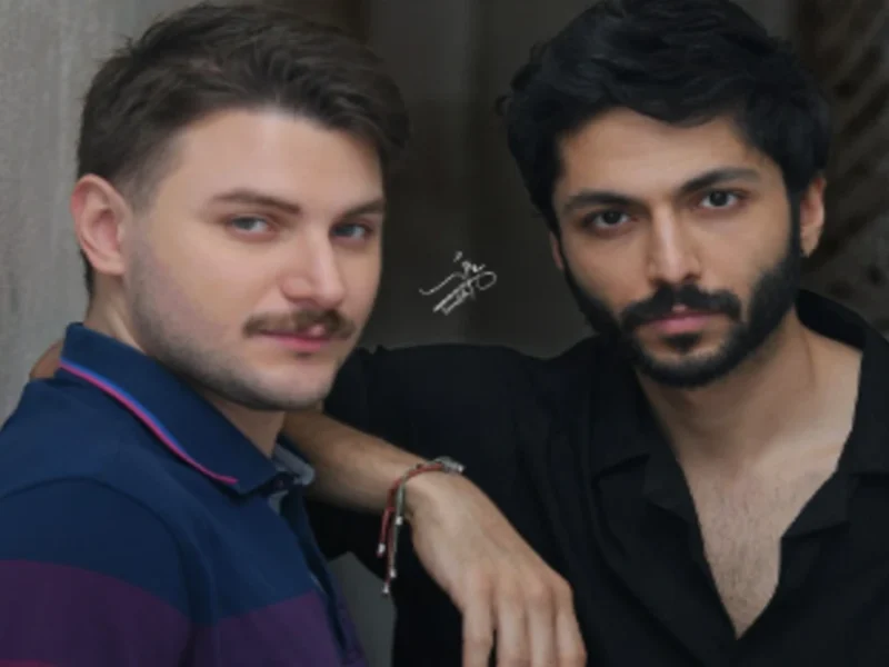 نمایش شب امتحان با حضور بازیگران عزیز؛ کیسان دیباج و دارا حیایی