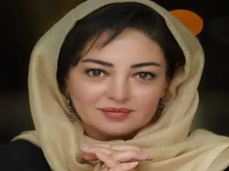 رزیتا غفاری با استایل متفاوت و جذاب در ۵۲ سالگی