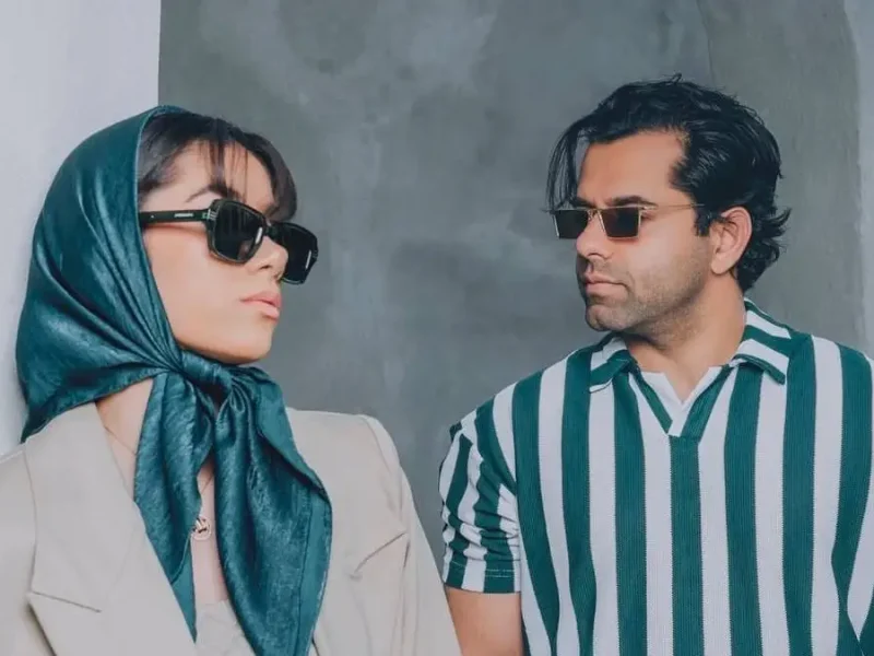 استایل مدلینگ "رضا بهرام" در کنار خواهر هنرمندش