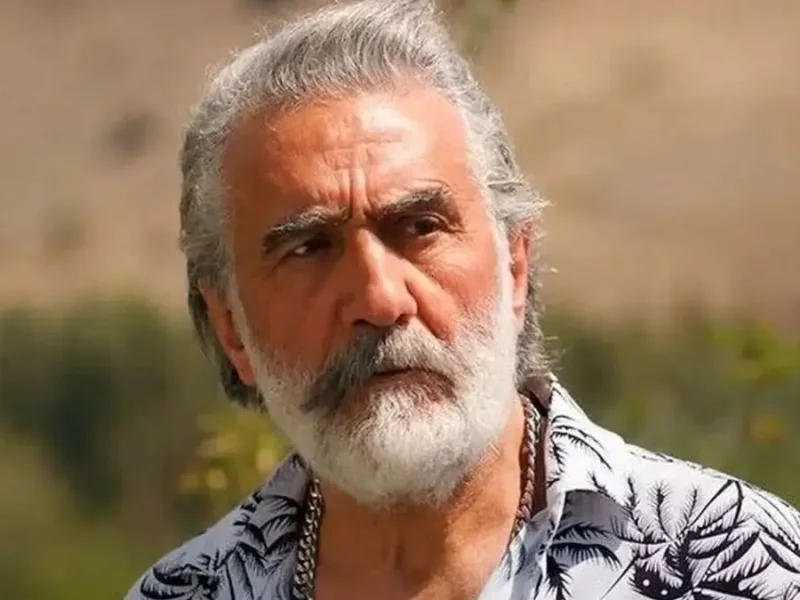 خبر روز | بستری شدن «رضا توکلی» در بیمارستان مردم برای بهبودیام دعا کنند بستری شدن «رضا توکلی» در بیمارستان مردم برای بهبودیام دعا کنند