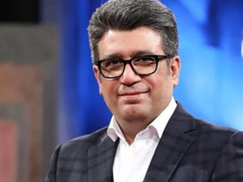 مجری مشهور رضا رشیدپور ممنوع‌ الفعالیت شد