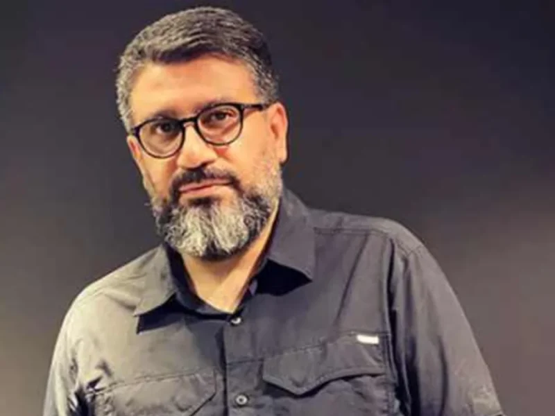 خبر روز | عکس قدیمی رضا رشیدپور مجری حالا خورشید در دوران کودکی عکس قدیمی رضا رشیدپور مجری حالا خورشید در دوران کودکی