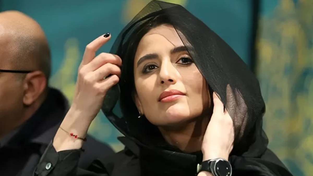 استایل جنجالی رها خدایاری در اکران فیلم آبستن