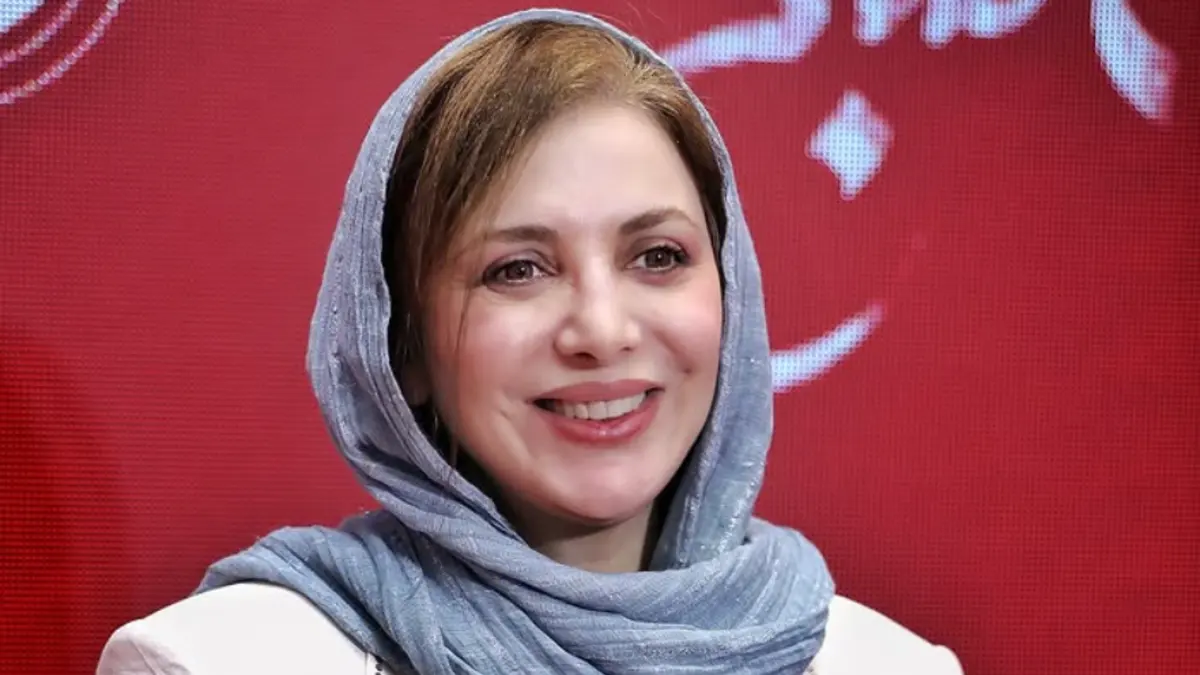 خبر روز | بیوگرافی رویا میرعلمی و پسرش با استایل شیک در کنار مردم بیوگرافی رویا میرعلمی و پسرش با استایل شیک در کنار مردم