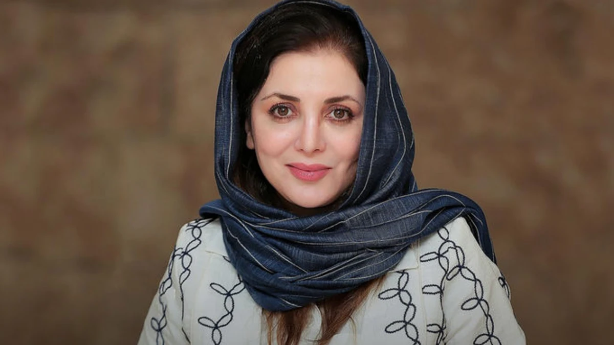 تصویر روز | رویا میرعلمی در کنار خوانواده جذابش رویا میرعلمی در کنار خوانواده جذابش