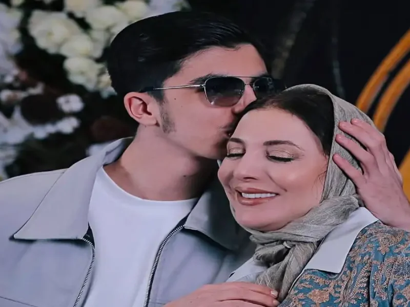 عاشقانه های دوست داشتنی «رویا میرعلمی» و پسرش در جشن حافظ