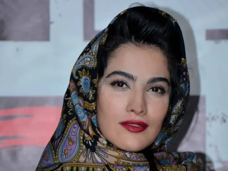 پشت صحنه گریم ریحانه رضی؛ حوری سریال تاسیان