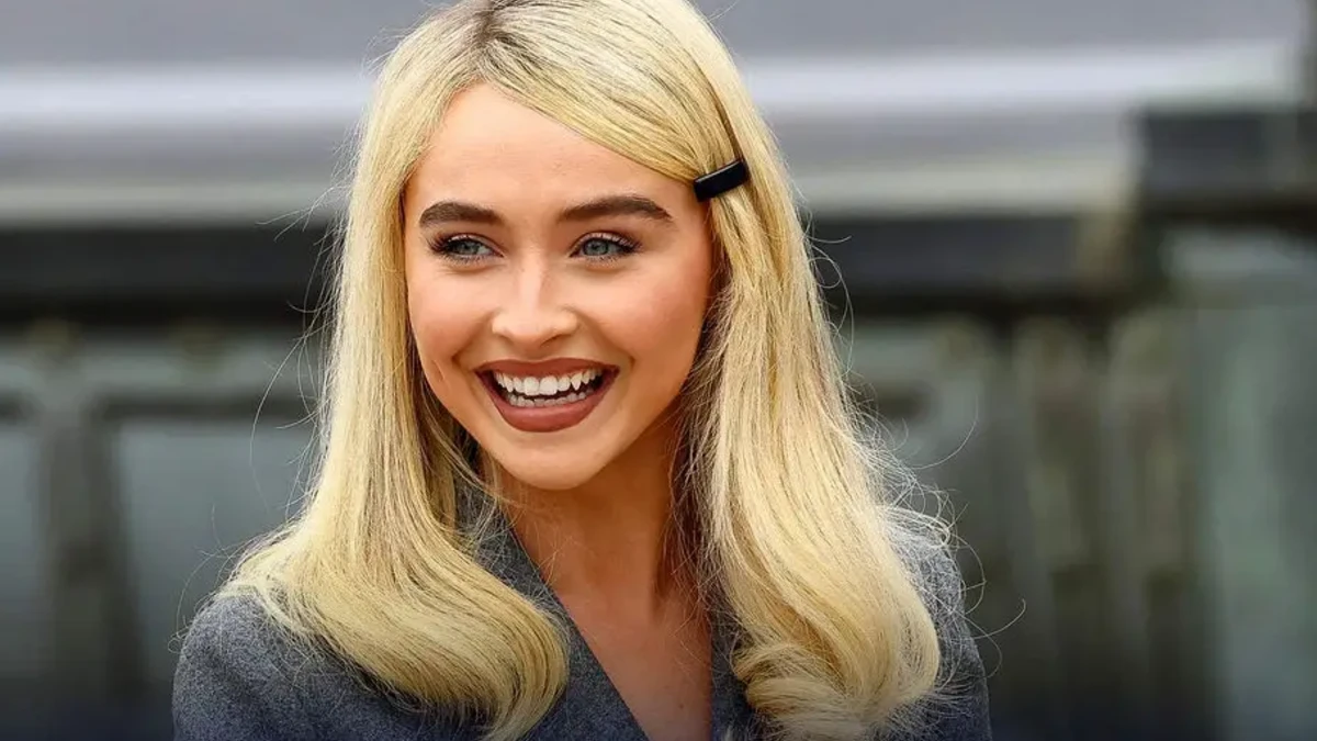 نخستین تجربه کارپنتر در نقش اول یک فیلم بلند هالیوودی؛ سابرینا کارپنتر در سرزمین عجایب سابرینا کارپنتر در سرزمین عجایب