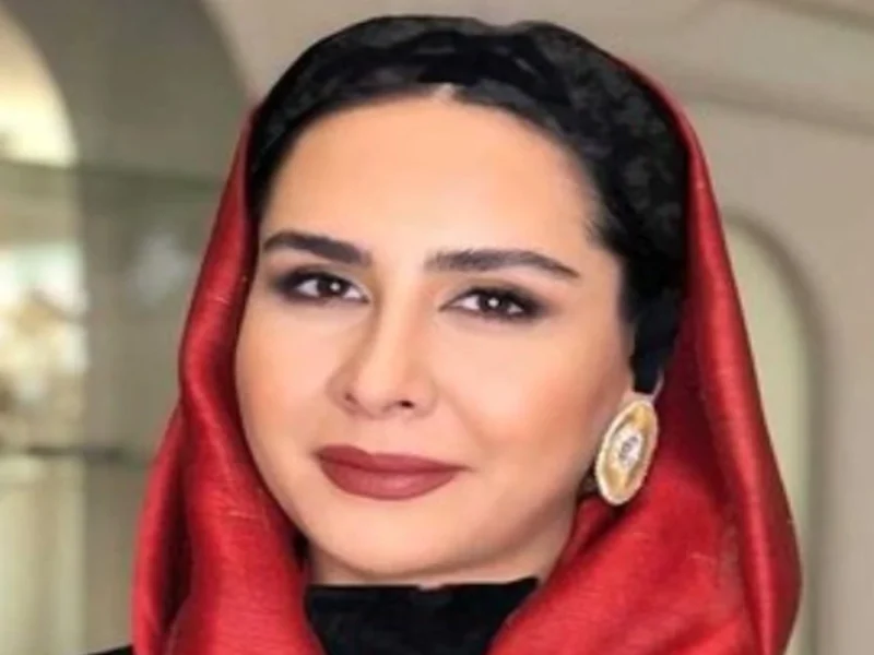 تصویر روز | سارا والیانی بازیگر نقش آسیه در سریال گیلدخت در آغوش پسرش 1 سارا والیانی بازیگر نقش آسیه در سریال گیلدخت در آغوش پسرش