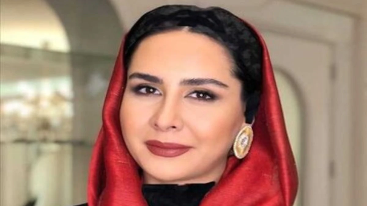 تصویر روز | سارا والیانی بازیگر نقش آسیه در سریال گیلدخت در آغوش پسرش سارا والیانی بازیگر نقش آسیه در سریال گیلدخت در آغوش پسرش