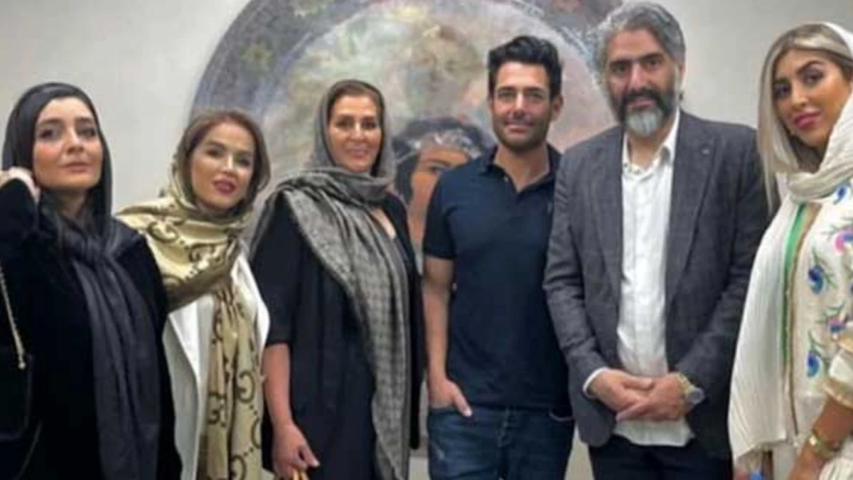 نمایی زیبا از دکوراسیون سالن زیبایی ساره بیات و خواهرش سروین