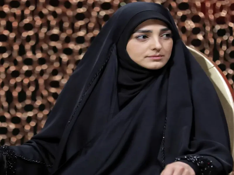 حضور پسران «ستاره سادات قطبی» در برنامه تلویزیونی با اجرای پدر و مادر