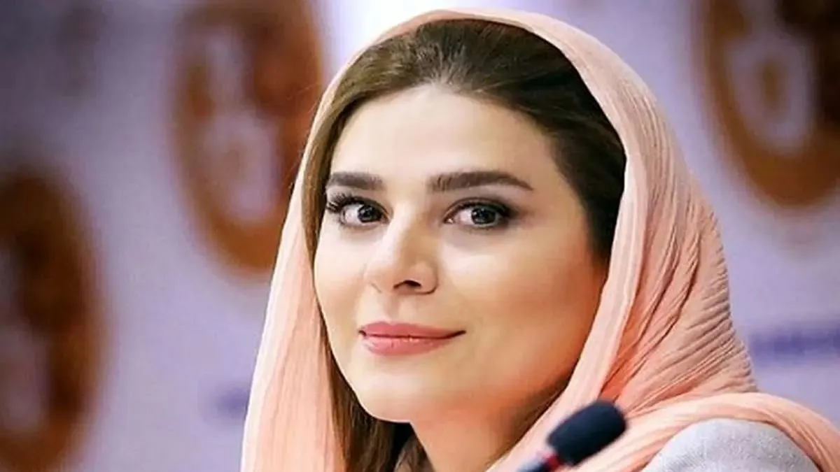 خبر روز| استایل سحر دولتشاهی با لباس رزم ایرانی استایل سحر دولتشاهی با لباس رزم ایرانی