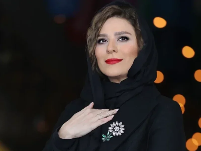 سحر دولتشاهی و سام درخشانی در نمایش کوکاکولا