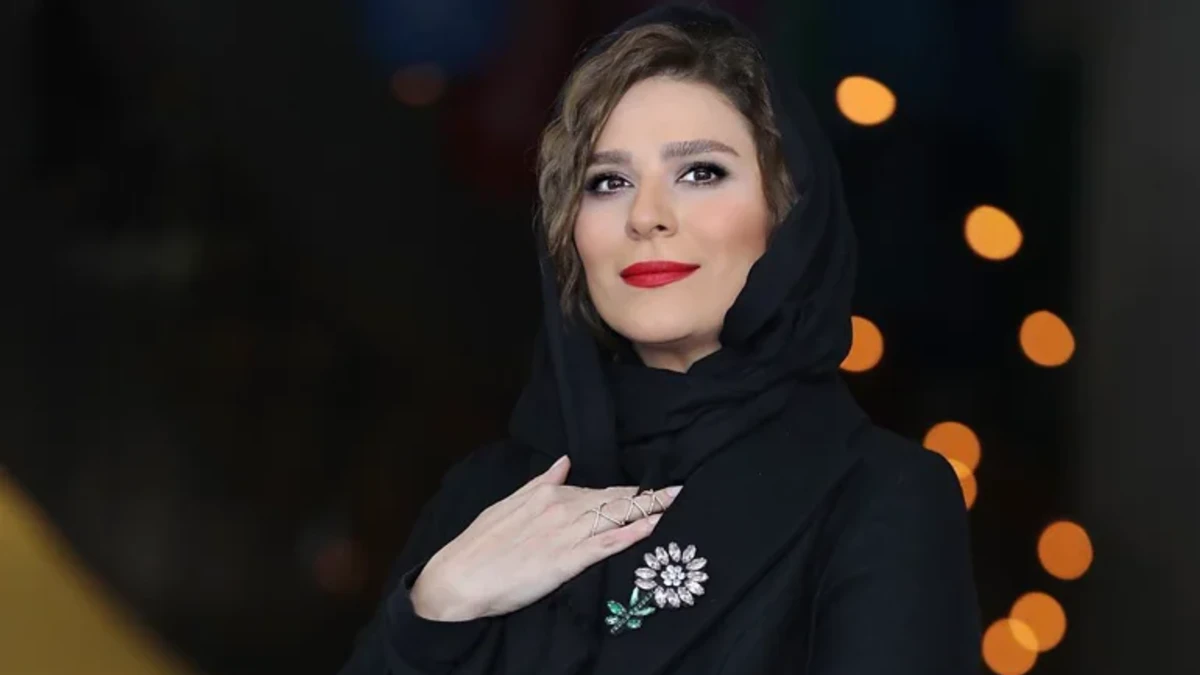 سحر دولتشاهی و سام درخشانی در نمایش کوکاکولا