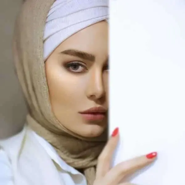 تصویر روز | سحر قریشی در داخل ماشین لوکسش سحر1 5 edited 2