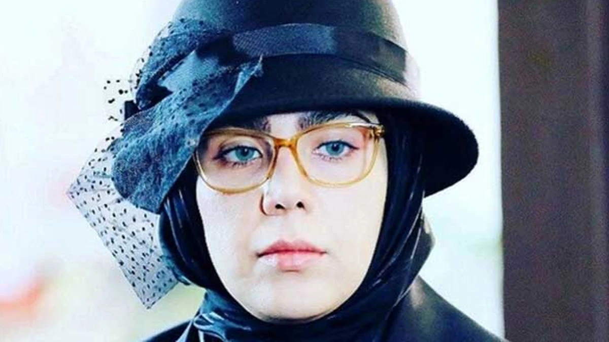 عکس های جدید حدیث چهره پرداز مژگان سریال بچه مهندس