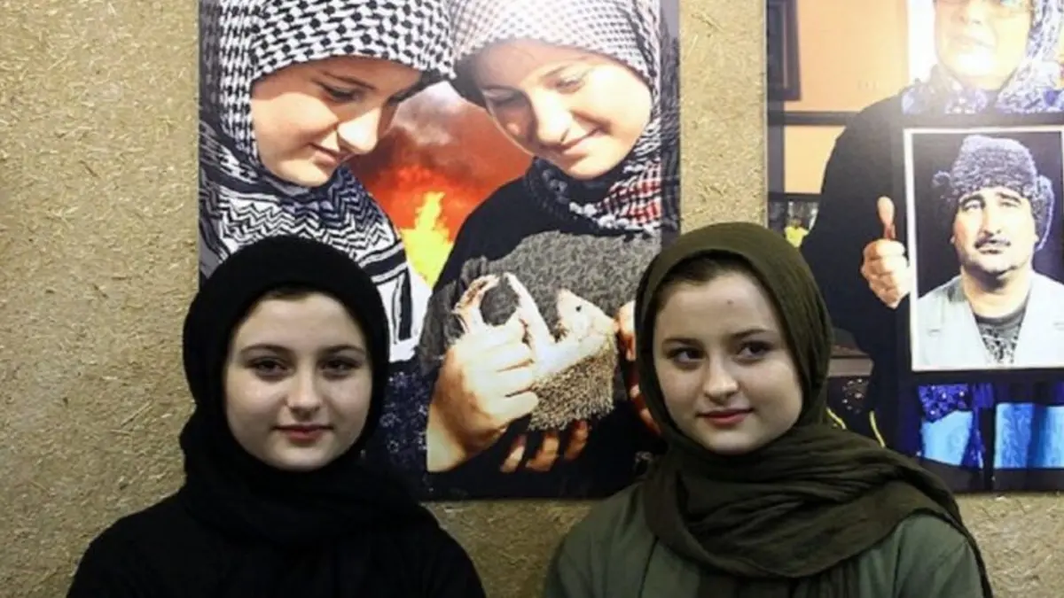 «سارا و نیکا» سریال پایتخت پیش از ترک ایران؛ سال 98