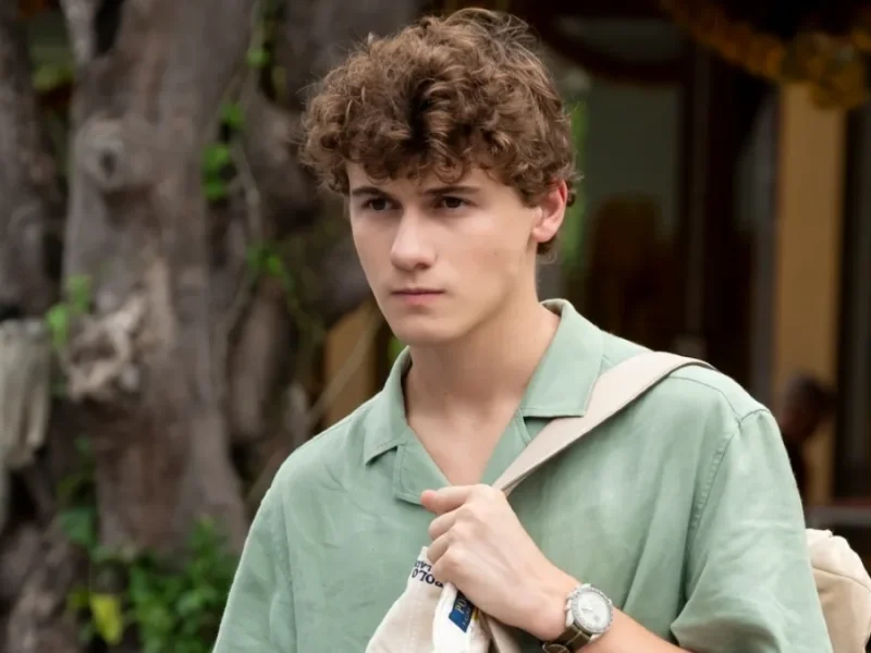 سم نیوولا ستاره‌های مسن با جراحی زیبایی فرصت را از بازیگران جوان می‌گیرند