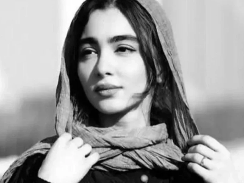 تصویر روز | سونیا حسینی با این عکس غوغا به پا کرد سونیا حسینی با این عکس غوغا به پا کرد