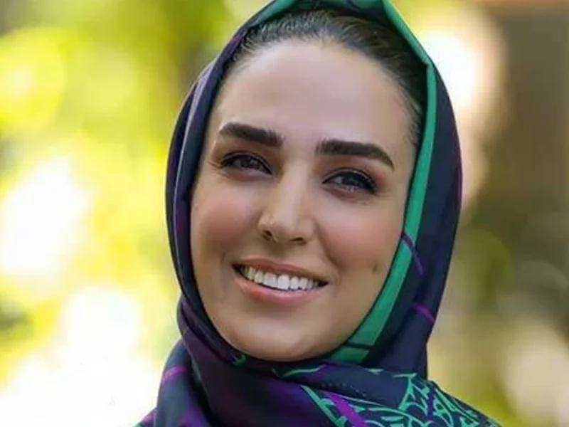 تصویر روز | سوگل طهماسبی و عطا عمرانی در پشت صحنه سریال کیمیا سوگل طهماسبی و عطا عمرانی در پشت صحنه سریال کیمیا