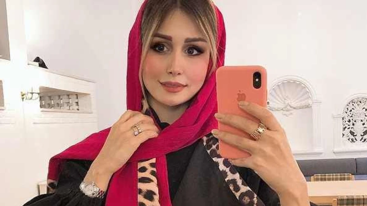 تصویر روز | ست چرم و عینکهای خاص سپیده بزمی پور و شاهرخ استخری در پست عاشقانه جدیدشان ست چرم و عینکهای خاص سپیده بزمی پور و شاهرخ استخری در پست عاشقانه جدیدشان